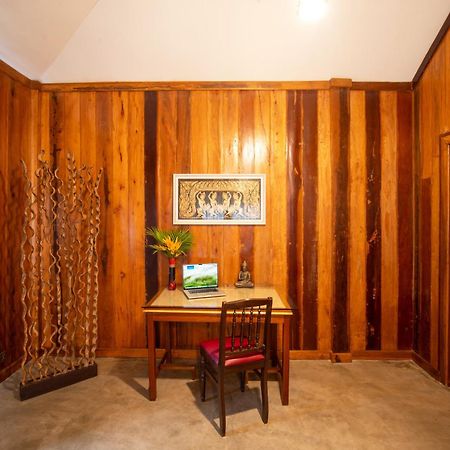 Authentic Khmer Village Resort Siem Reap Exterior photo