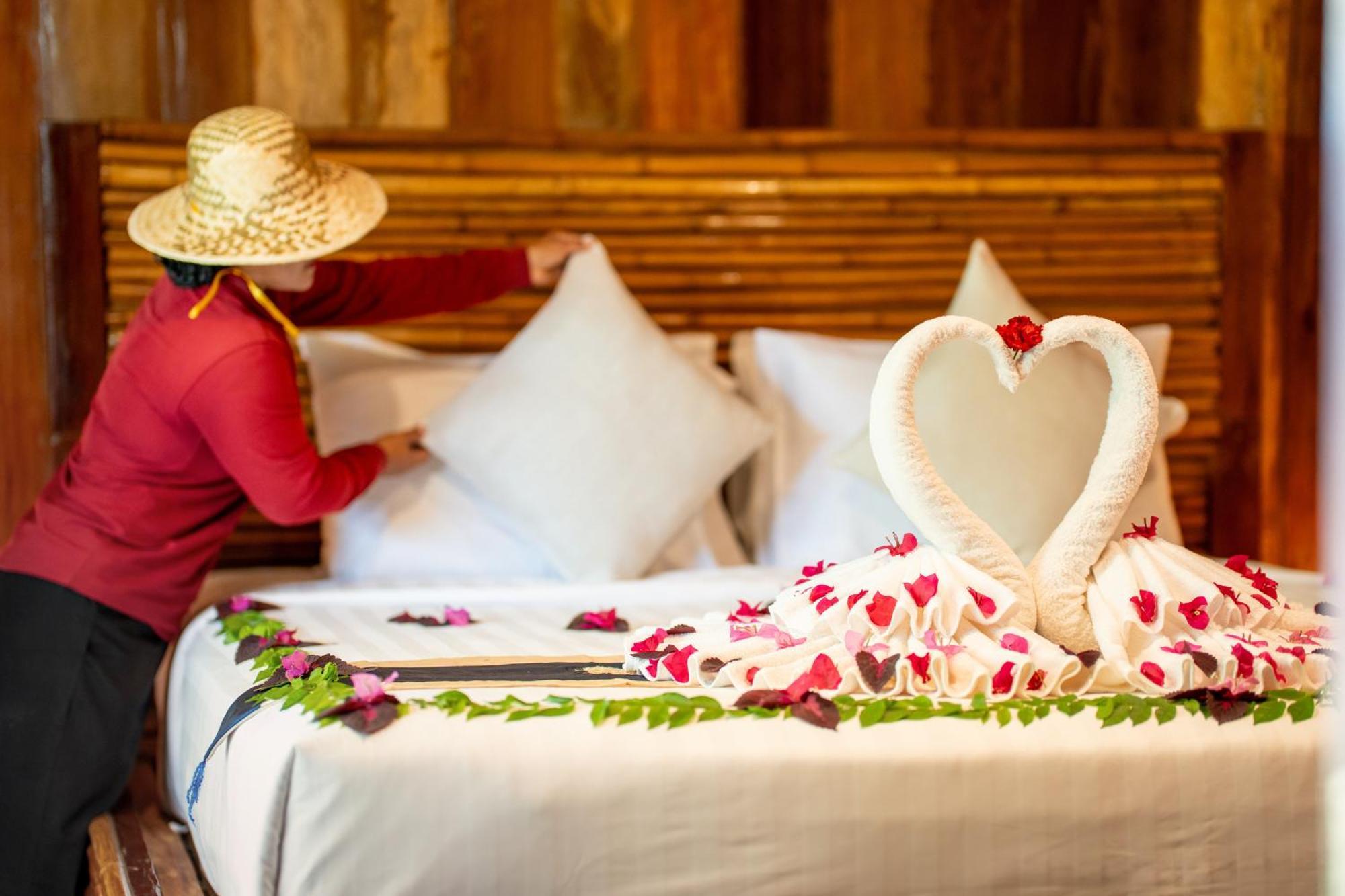 Authentic Khmer Village Resort Siem Reap Exterior photo