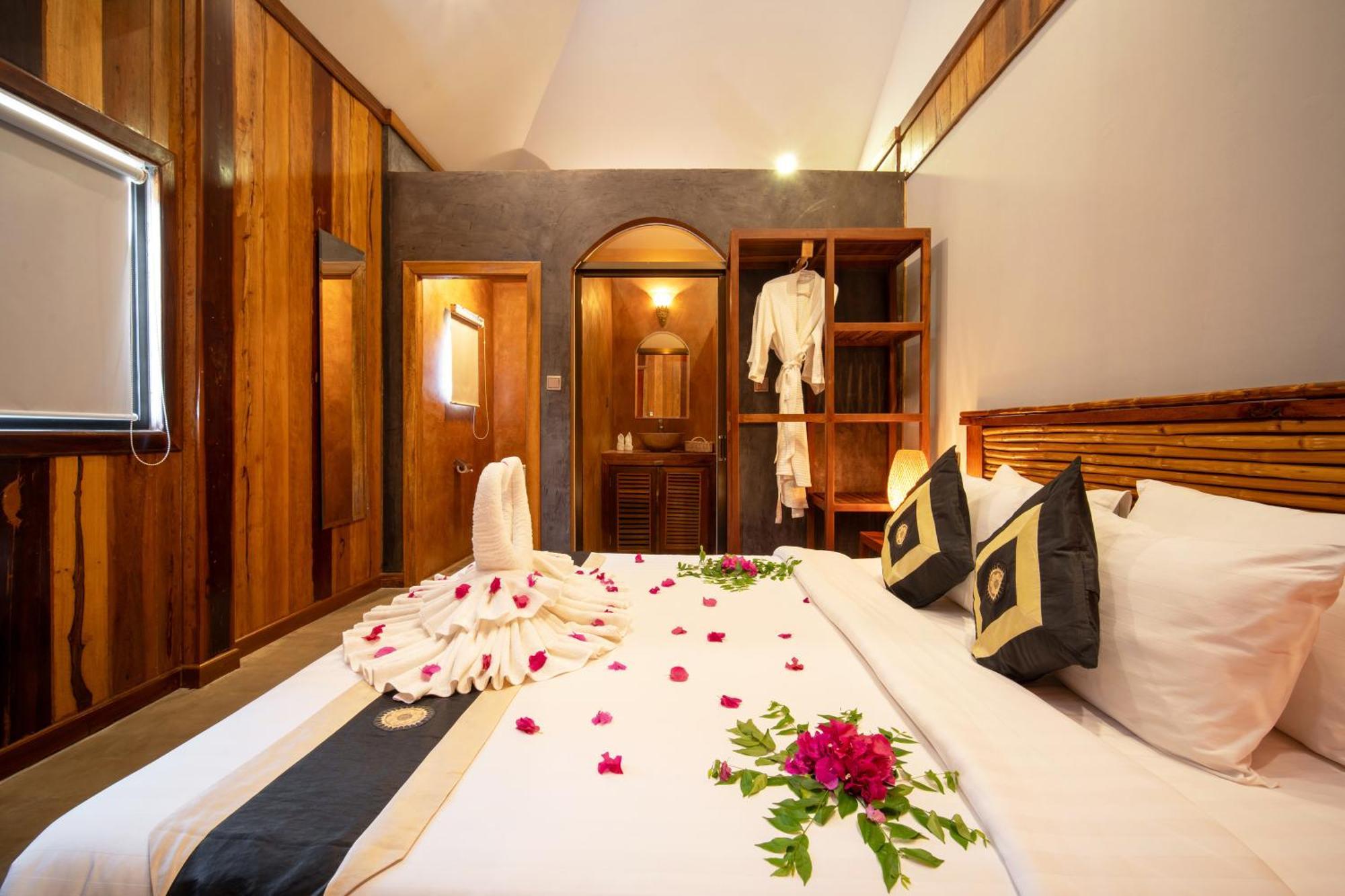 Authentic Khmer Village Resort Siem Reap Exterior photo
