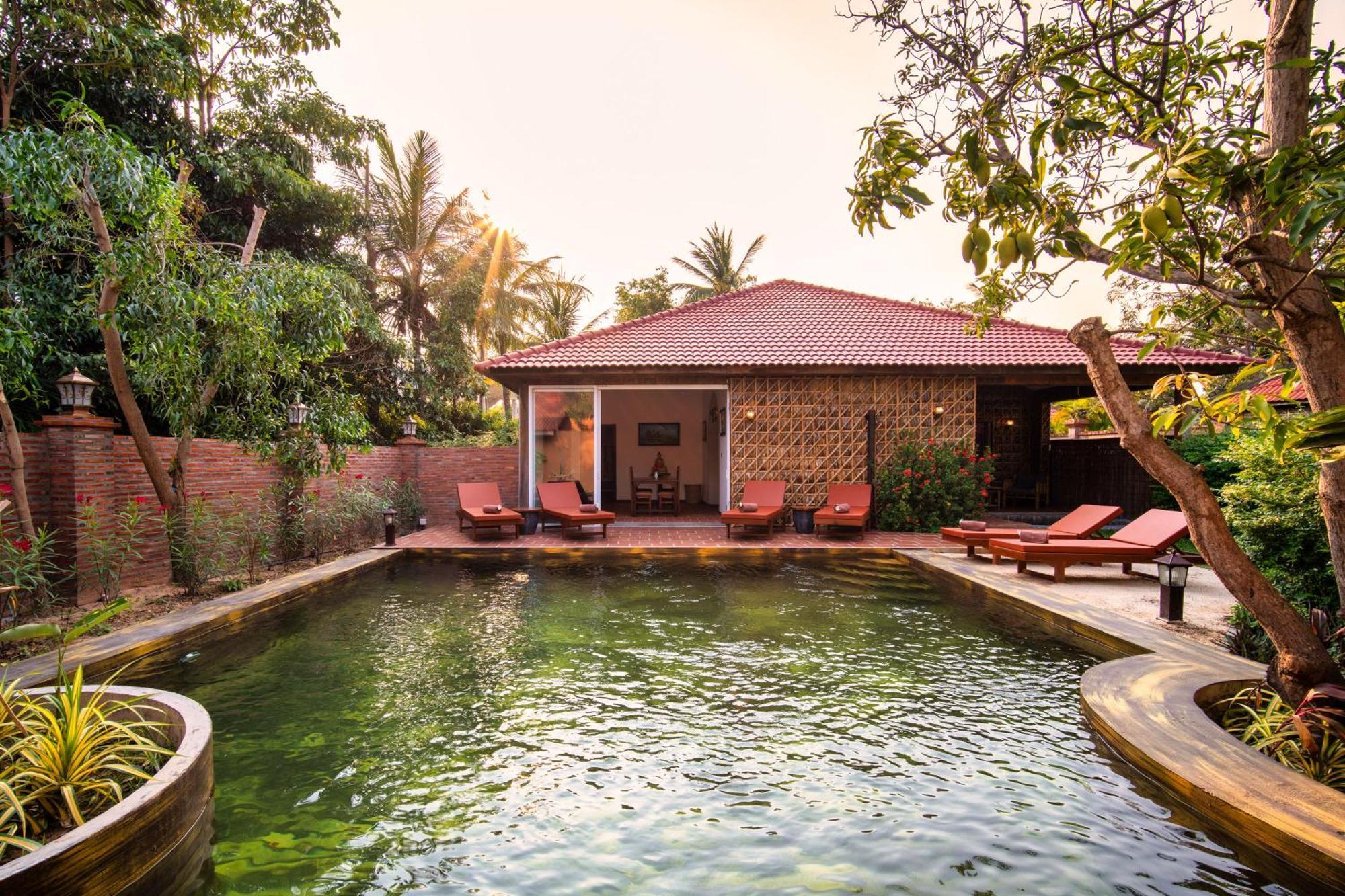 Authentic Khmer Village Resort Siem Reap Exterior photo