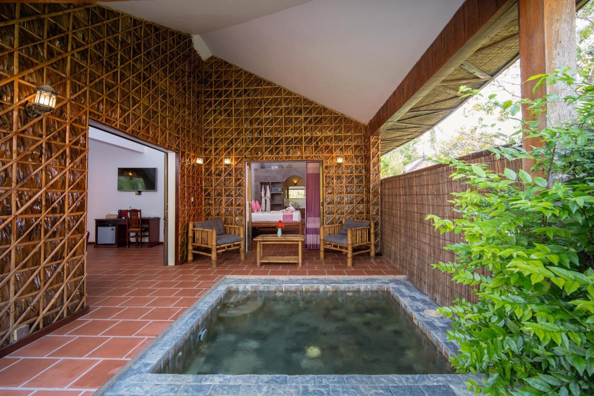 Authentic Khmer Village Resort Siem Reap Exterior photo