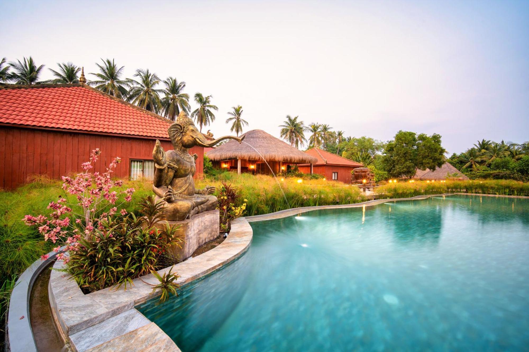 Authentic Khmer Village Resort Siem Reap Exterior photo
