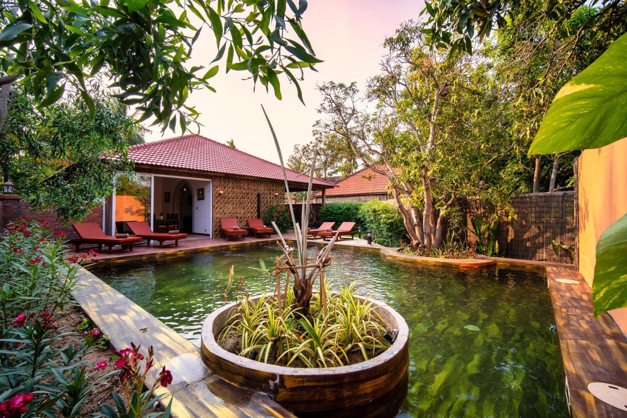 Authentic Khmer Village Resort Siem Reap Exterior photo
