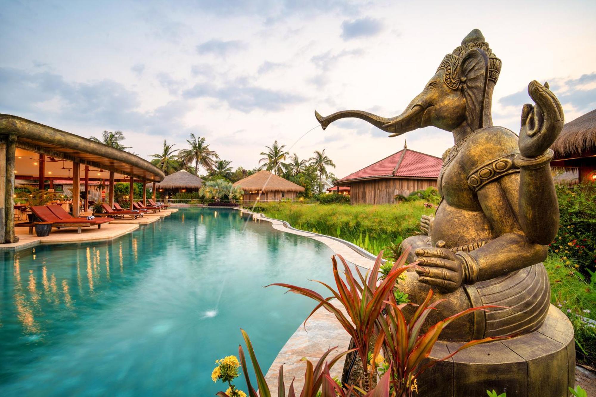 Authentic Khmer Village Resort Siem Reap Exterior photo