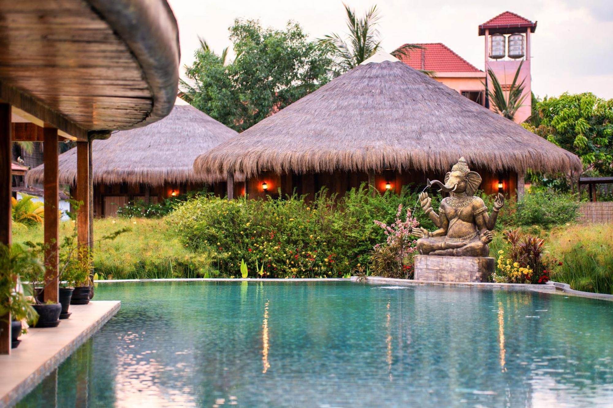 Authentic Khmer Village Resort Siem Reap Exterior photo